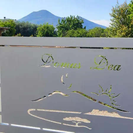 Domus Dea Помпеї