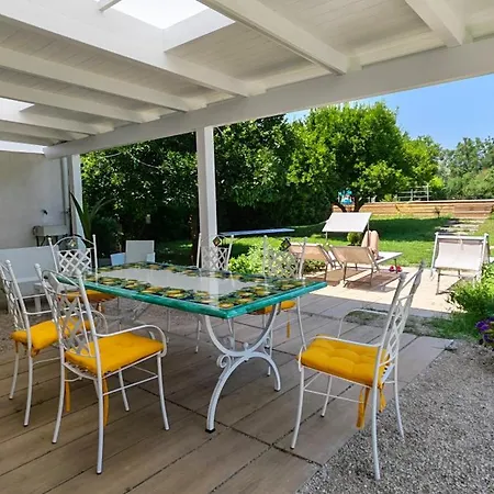 Domus Dea Casa vacanze *